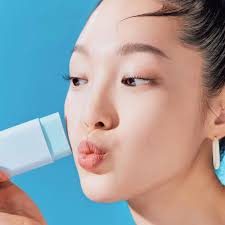 TOCOBO Cotton Soft Sun Stick SPF50+ PA++++ – Korean Matte Sunscreen Stick for Oil Control, UV Protection & Smooth Blur Finish